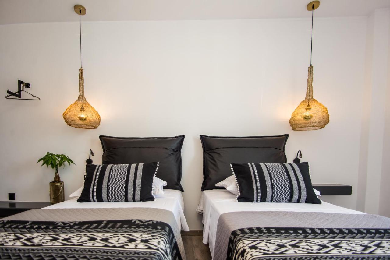 A & B Minimal Suite Ιι With Sea View In Argostoli Exteriör bild