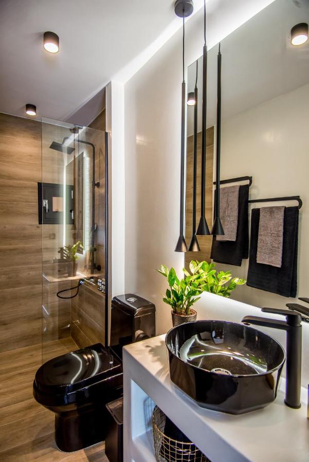 A & B Minimal Suite Ιι With Sea View In Argostoli Exteriör bild